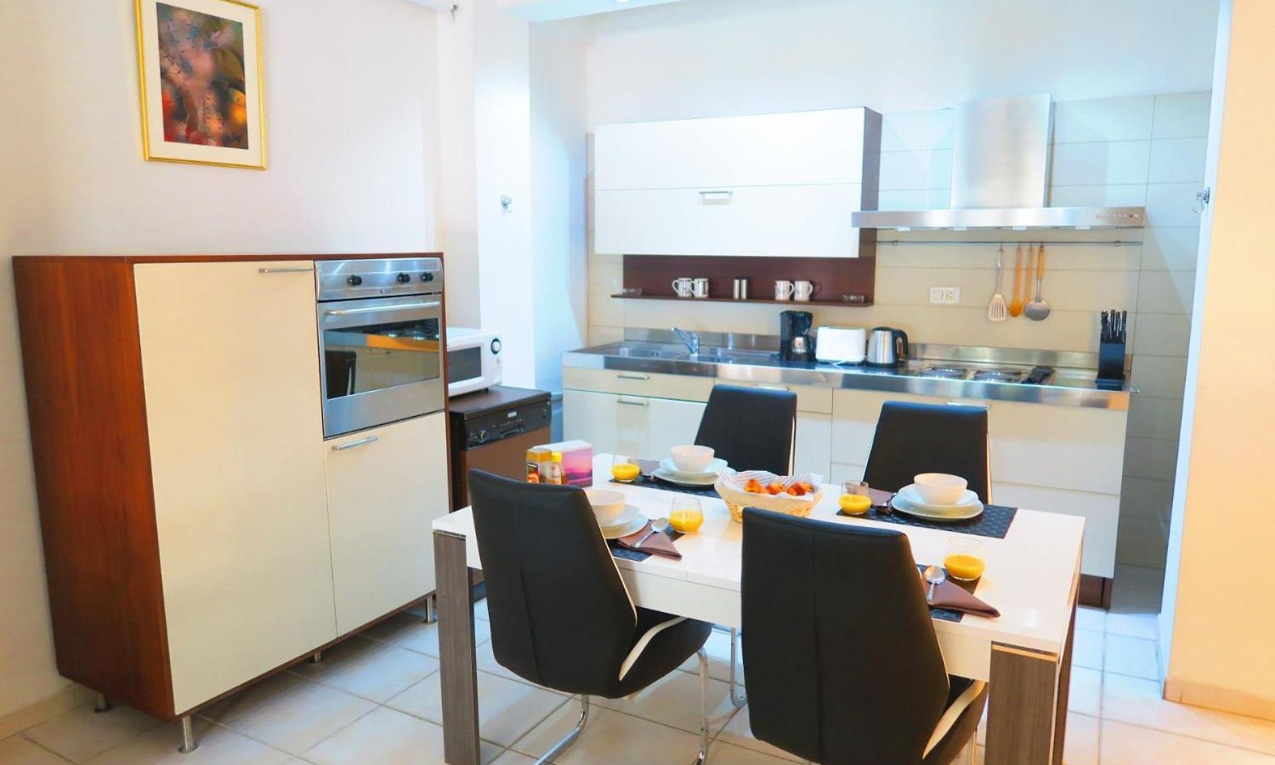50 M De La Et 60 M Carre Au Centre Apartment Nice