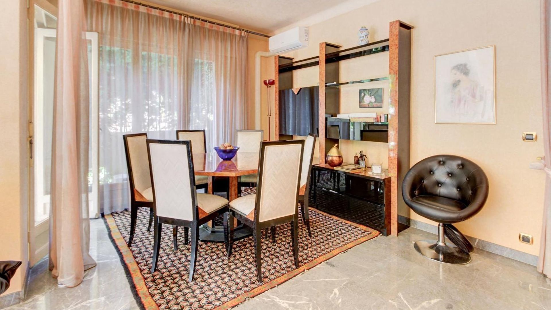 Centre Apartment