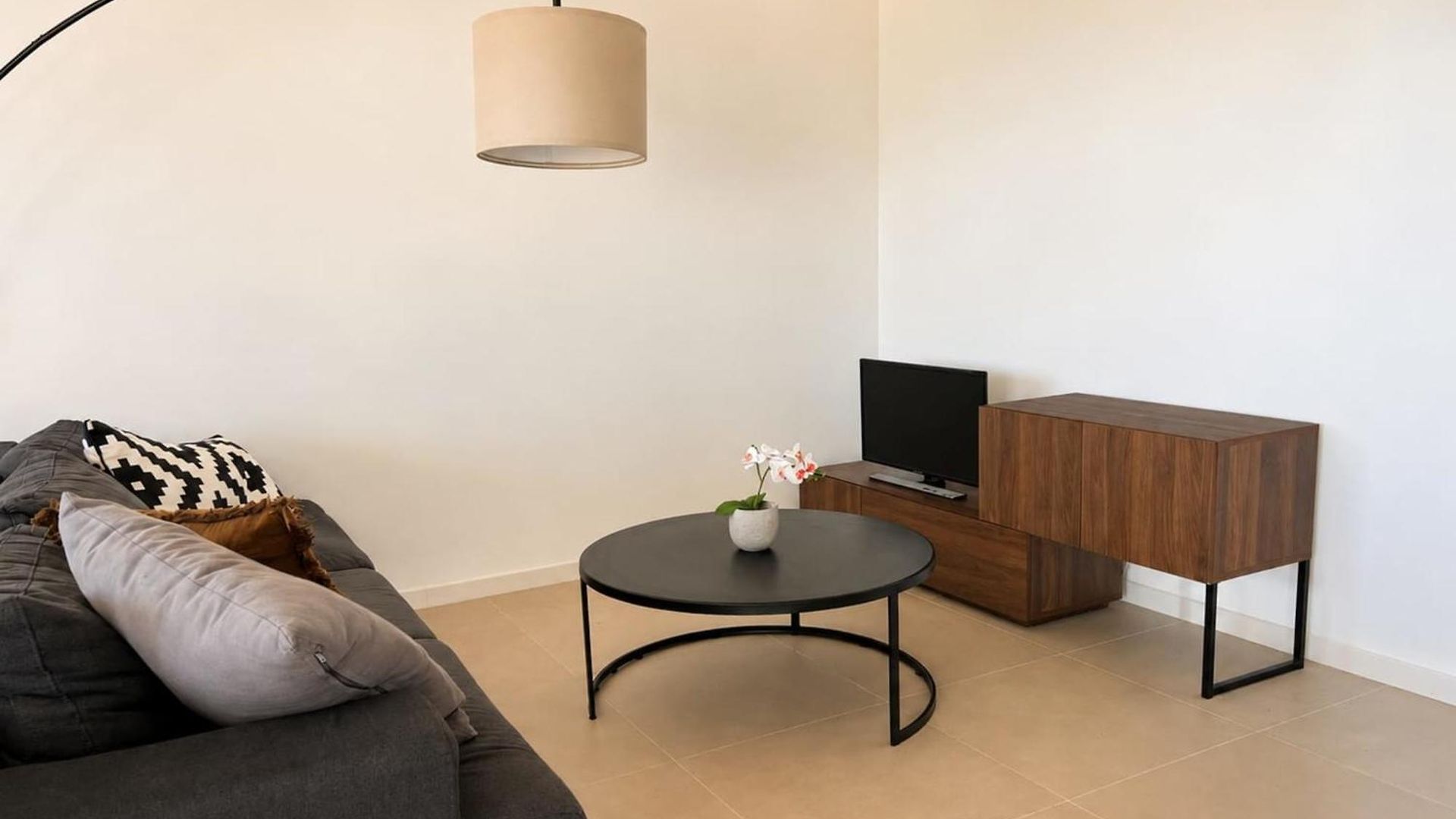 Apartment With Terrace And Unobstructed View Nice