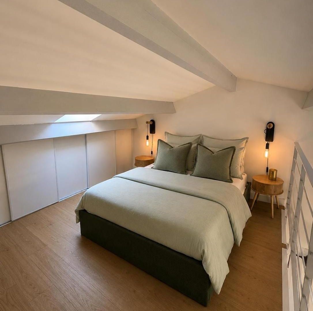 Apartment Duplex Proche De La *