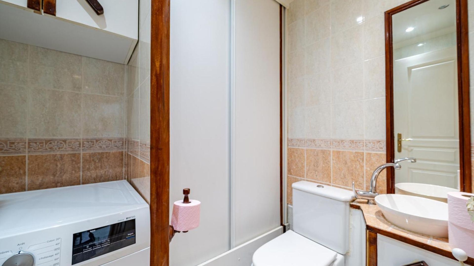 Spacious Flat - Calm & Ac Nice
