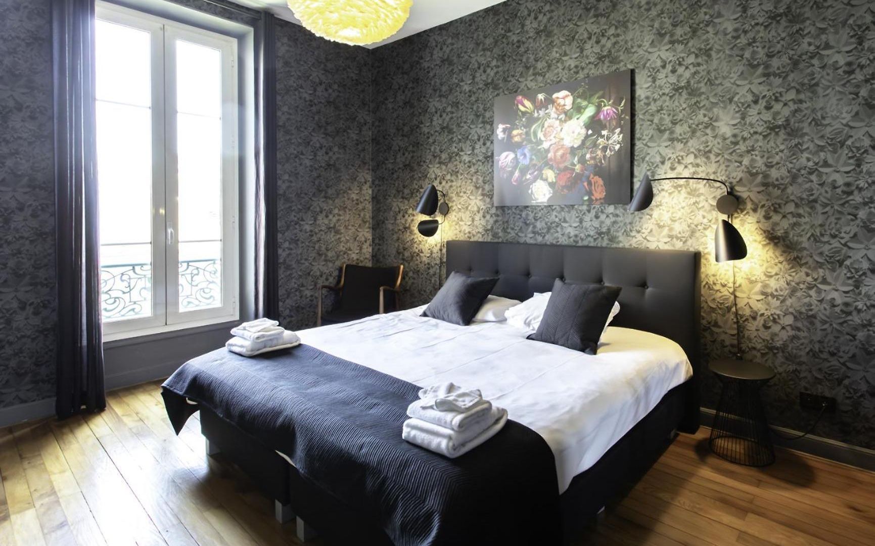 S16 Staywizus- Tiranty, 3 Chbrs, Jean Medecin, Balcon &clim Apartment *