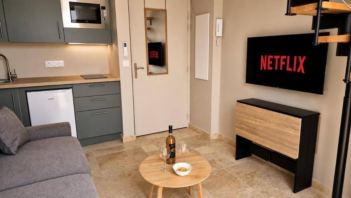 Joli T2 Neuf - Balcon - Clim - Wifi A * Nice