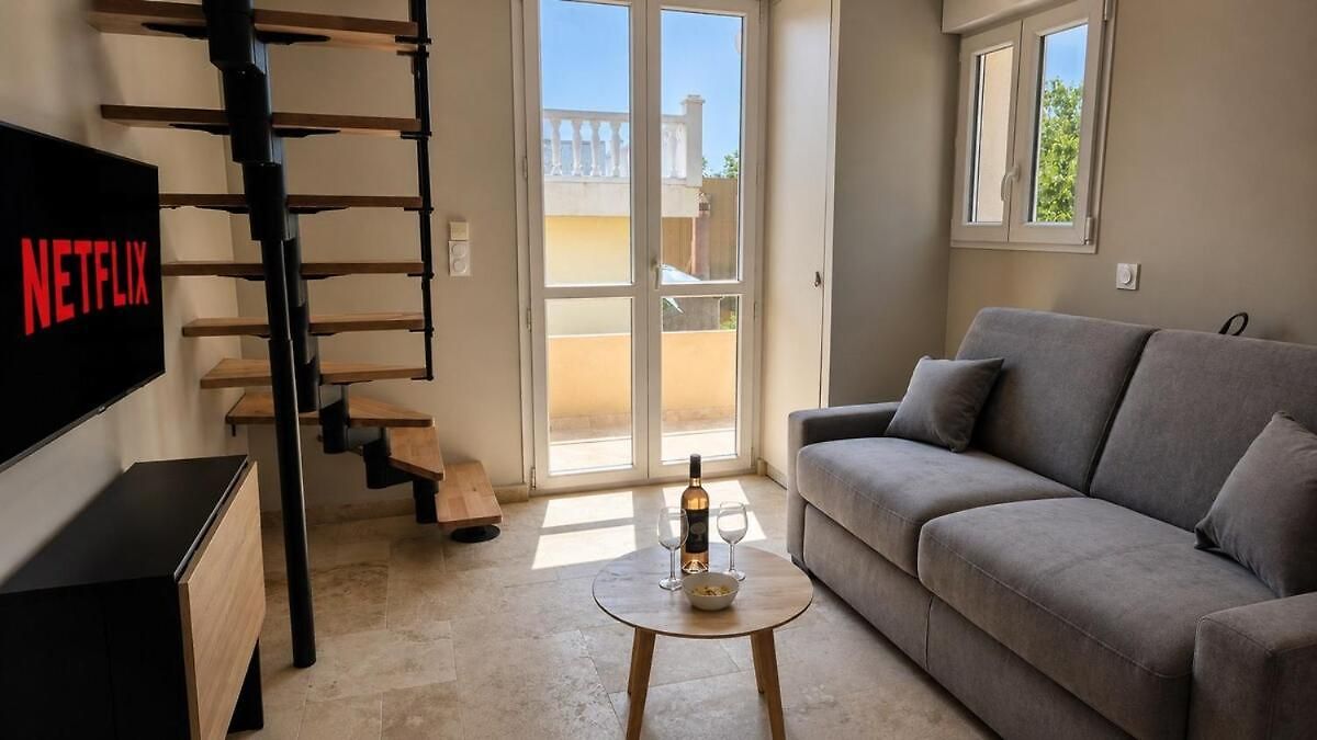 Apartment Joli T2 Neuf - Balcon - Clim - Wifi A *