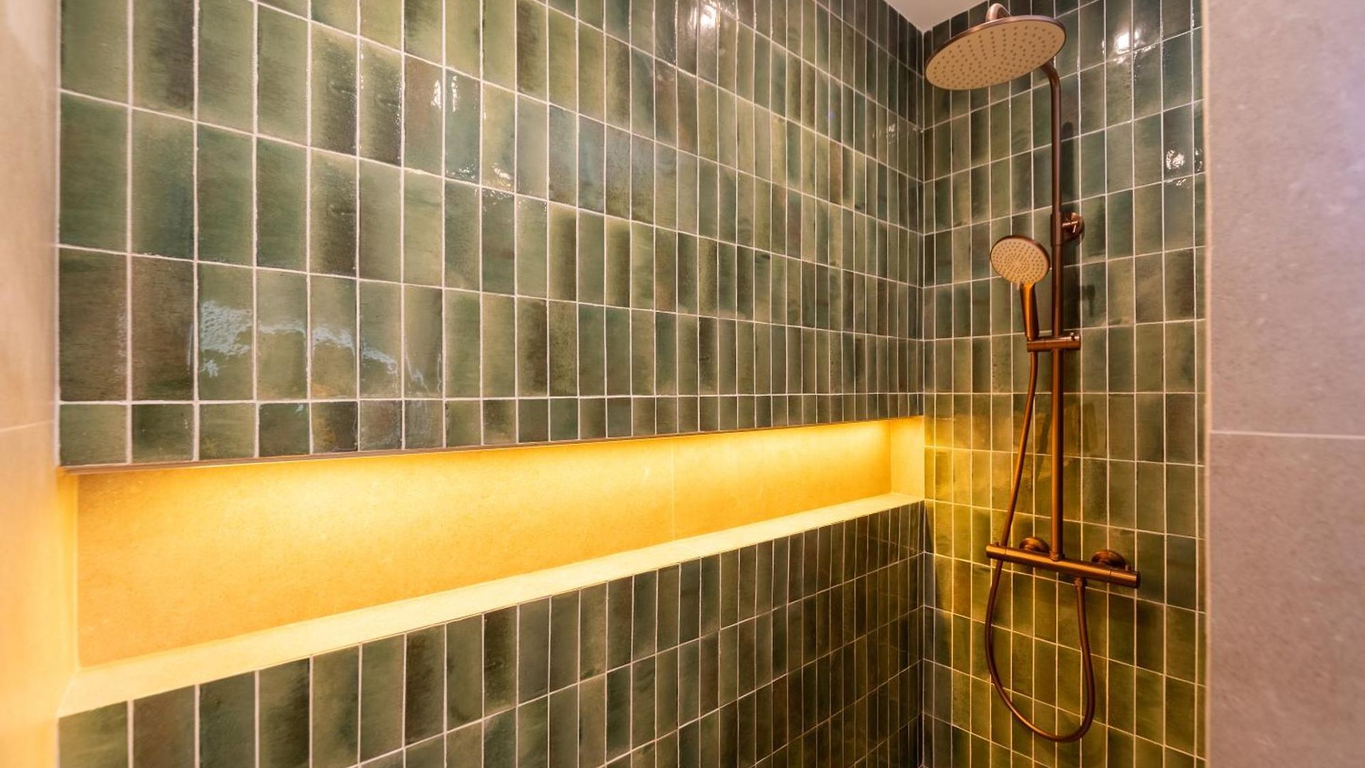 Apartment Bali Evasion - Jacuzzi & Sauna Privatif A Nice