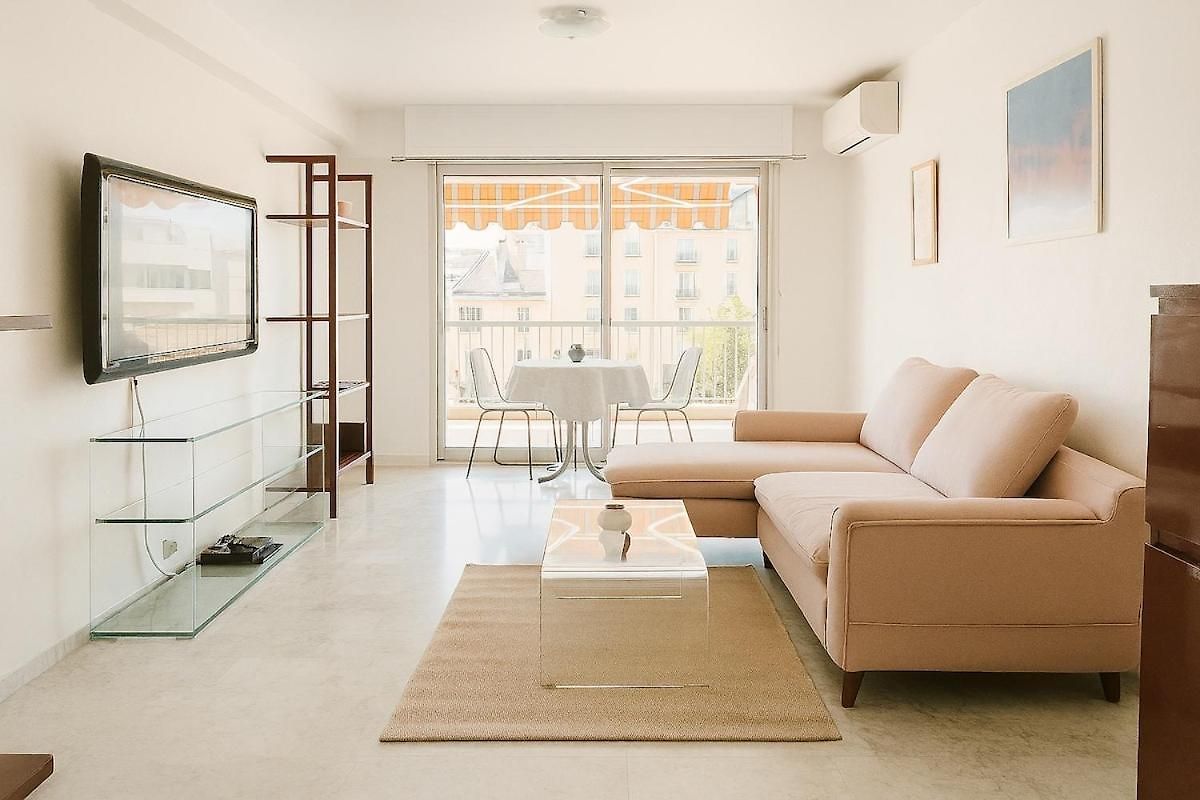 Apartment T2 Climatise A Deux Pas Du Port
