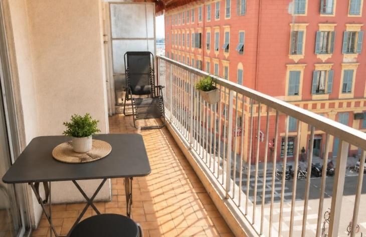T2 Climatise A Deux Pas Du Port Apartment *