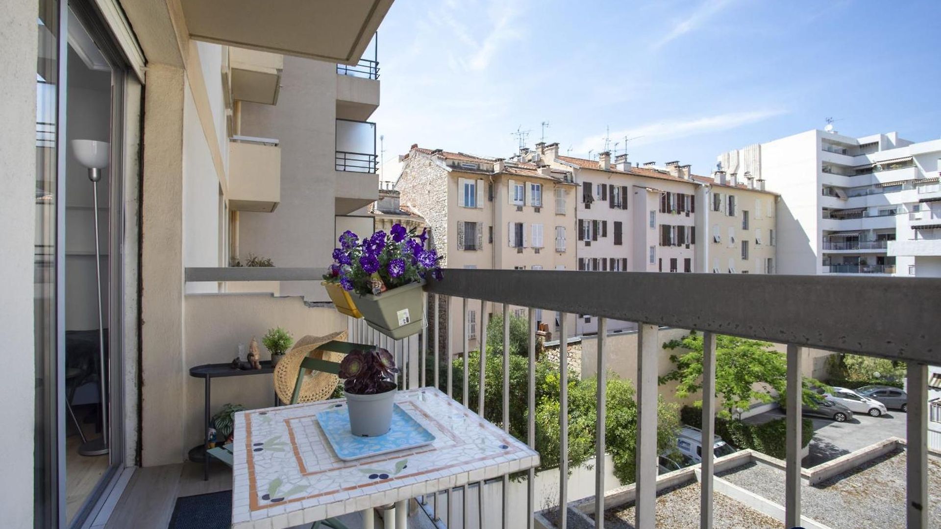 Apartment Charming With Balcony In The Heart Of The Liberation District Nice
