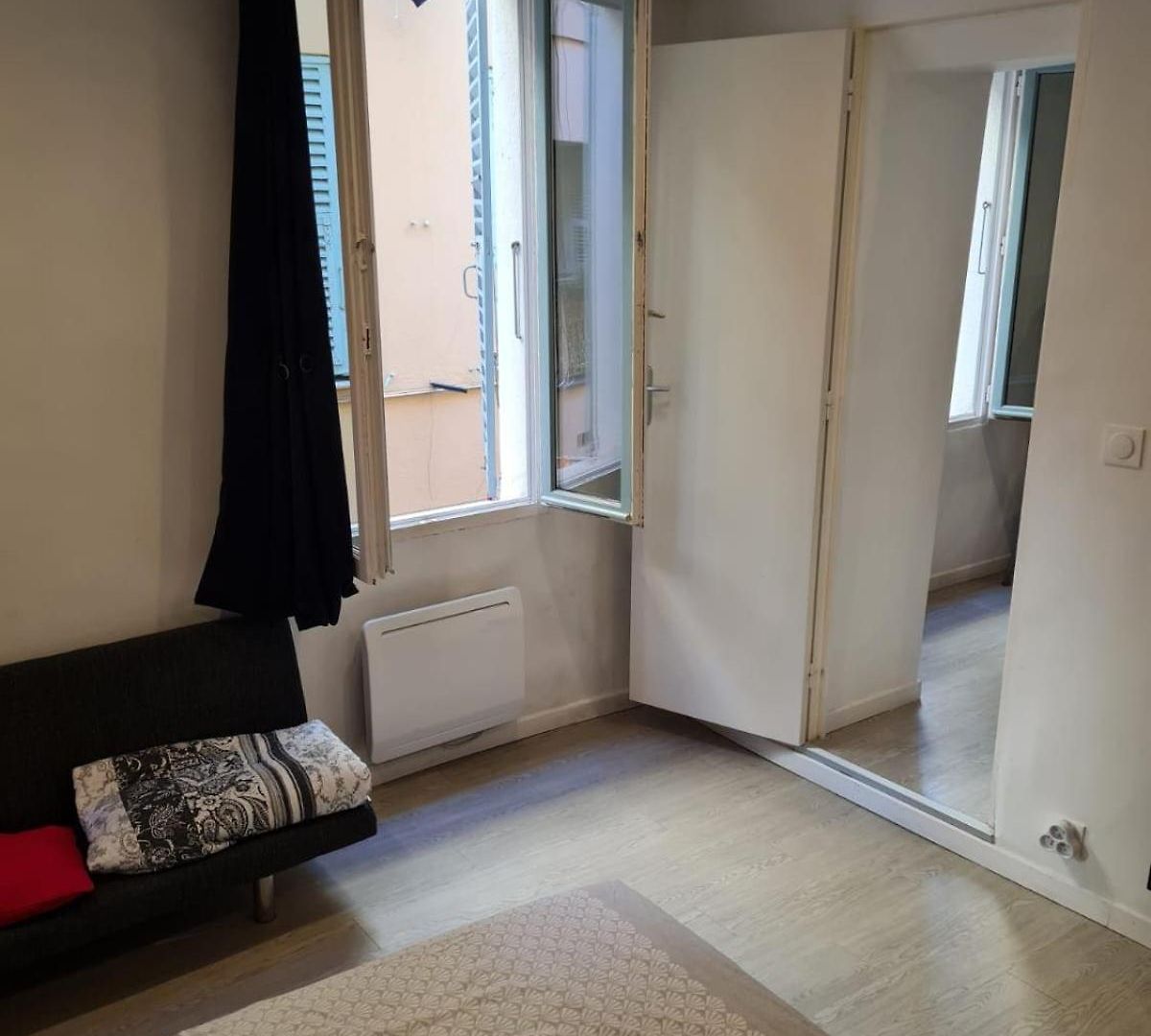 Au Coeur Du Vieux-nice, Pres De La Apartment