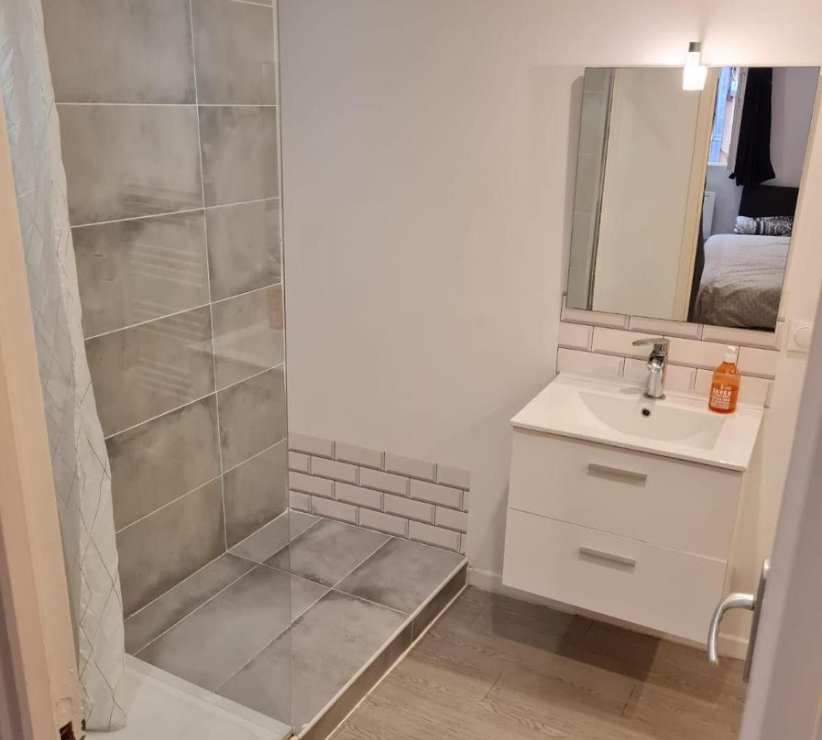 Apartment Au Coeur Du Vieux-nice, Pres De La