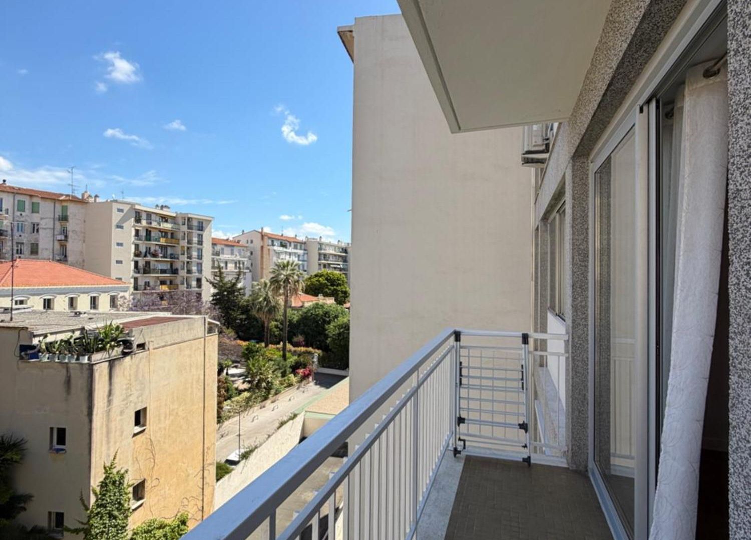 Apartment Joli Fleurs