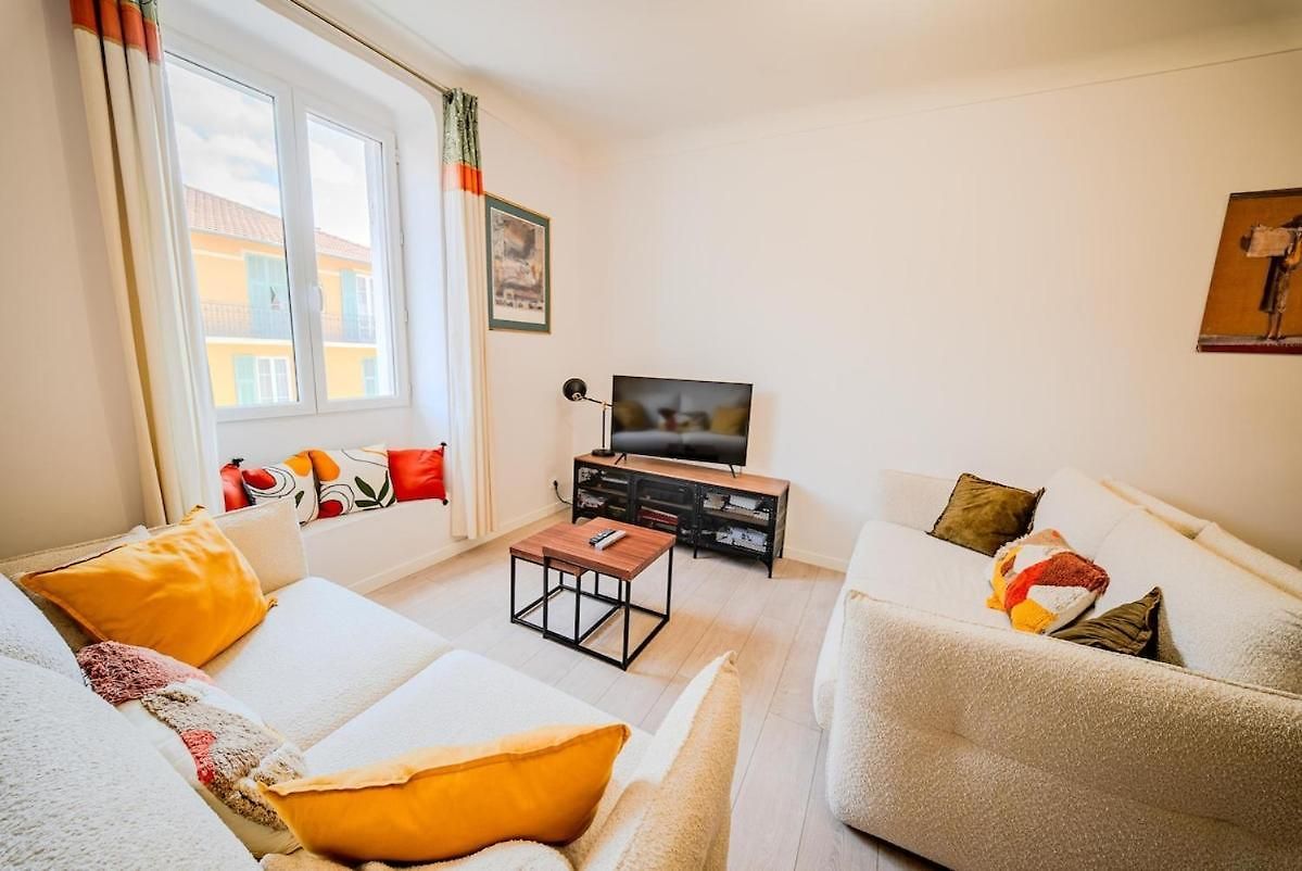 Apartment Port Lympia Lovely With Balcony & Ac
