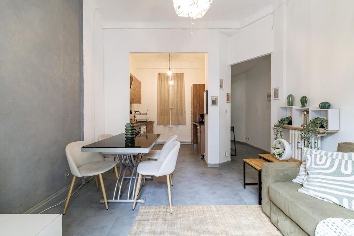 Apartment T2 Avec Balcon
