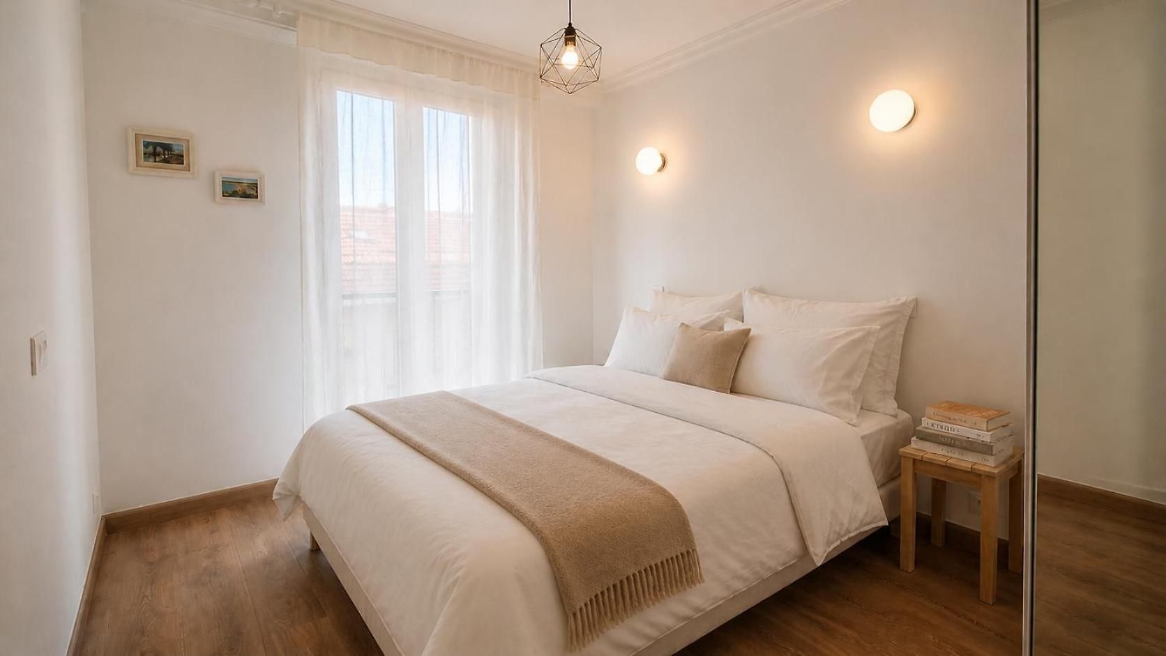 Heart Of Nice, 3min, 3 Ac Units, Balcony With 4-seater Dining! Apartment Nice