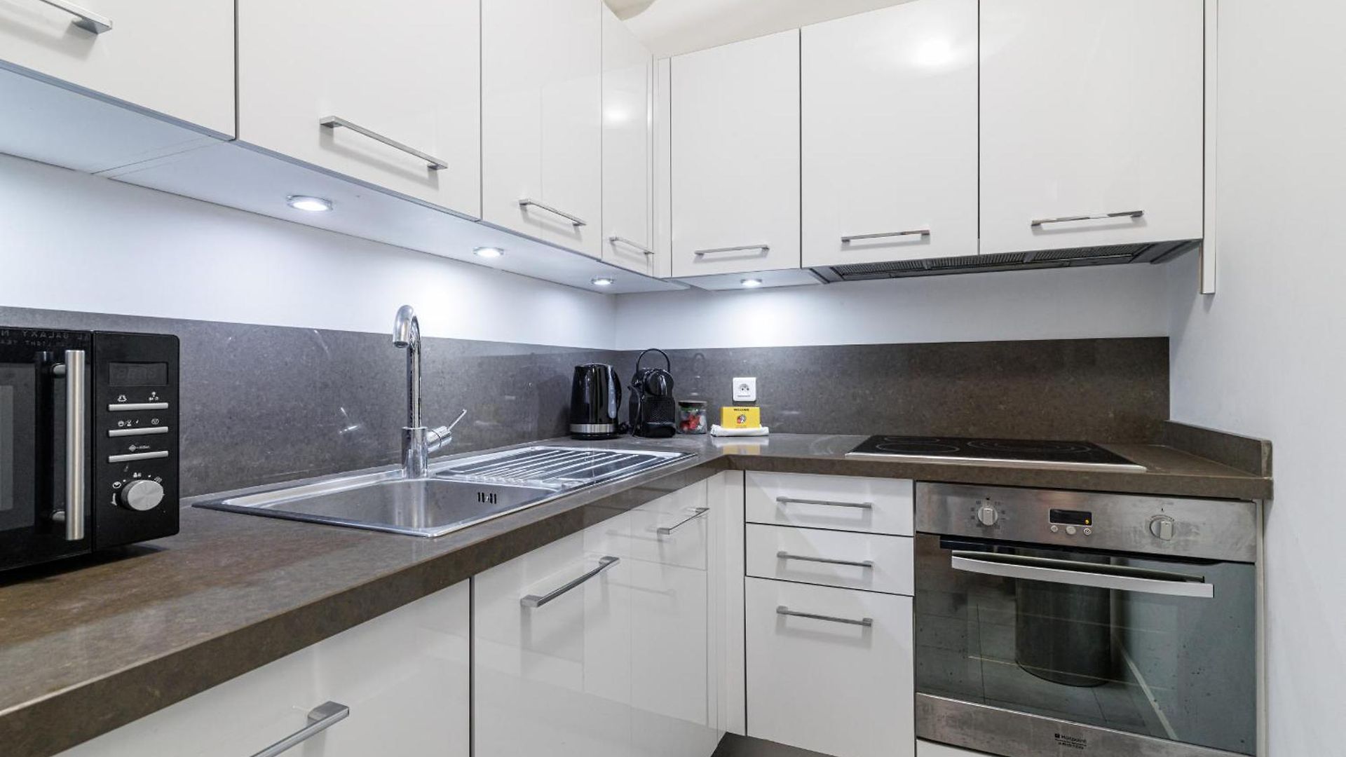 Charming 1 Bdr In The Center