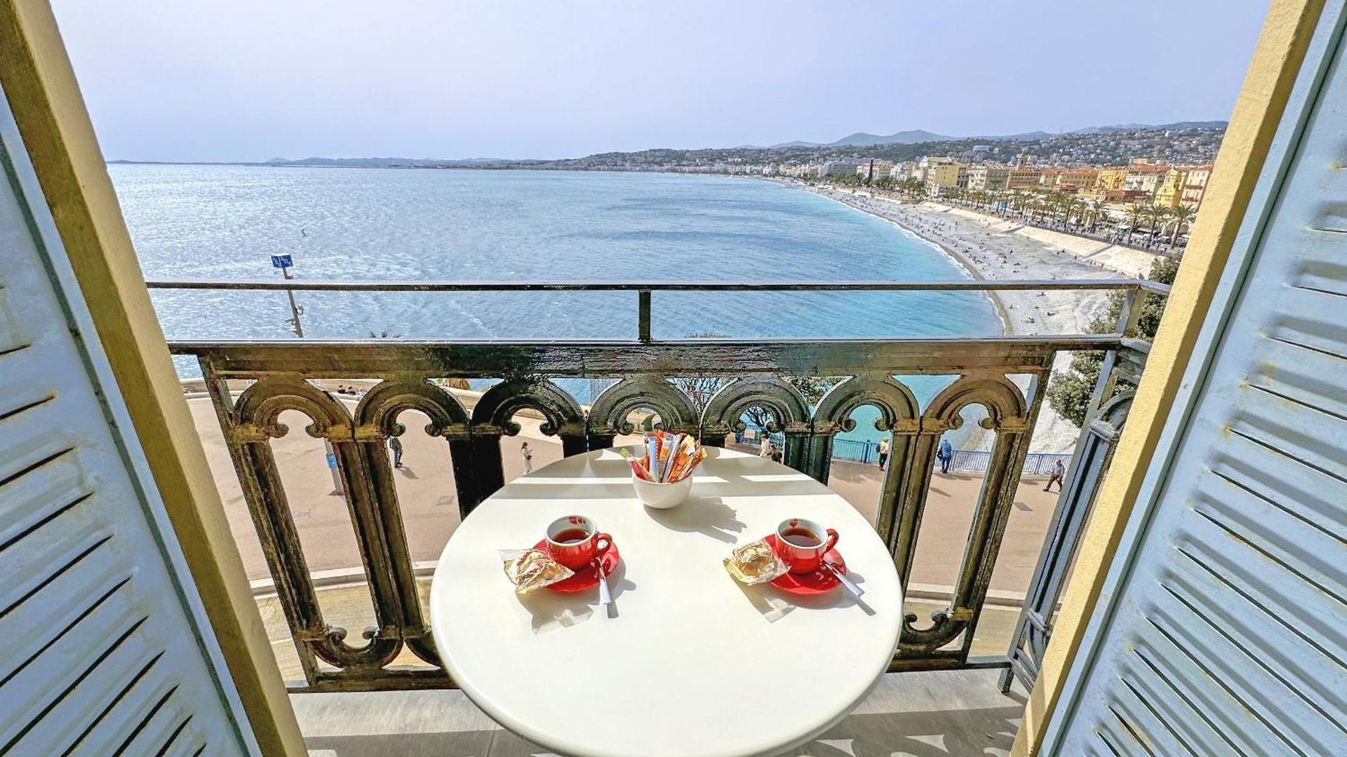 Exceptional Sea Front French Riviera Apartment Nice