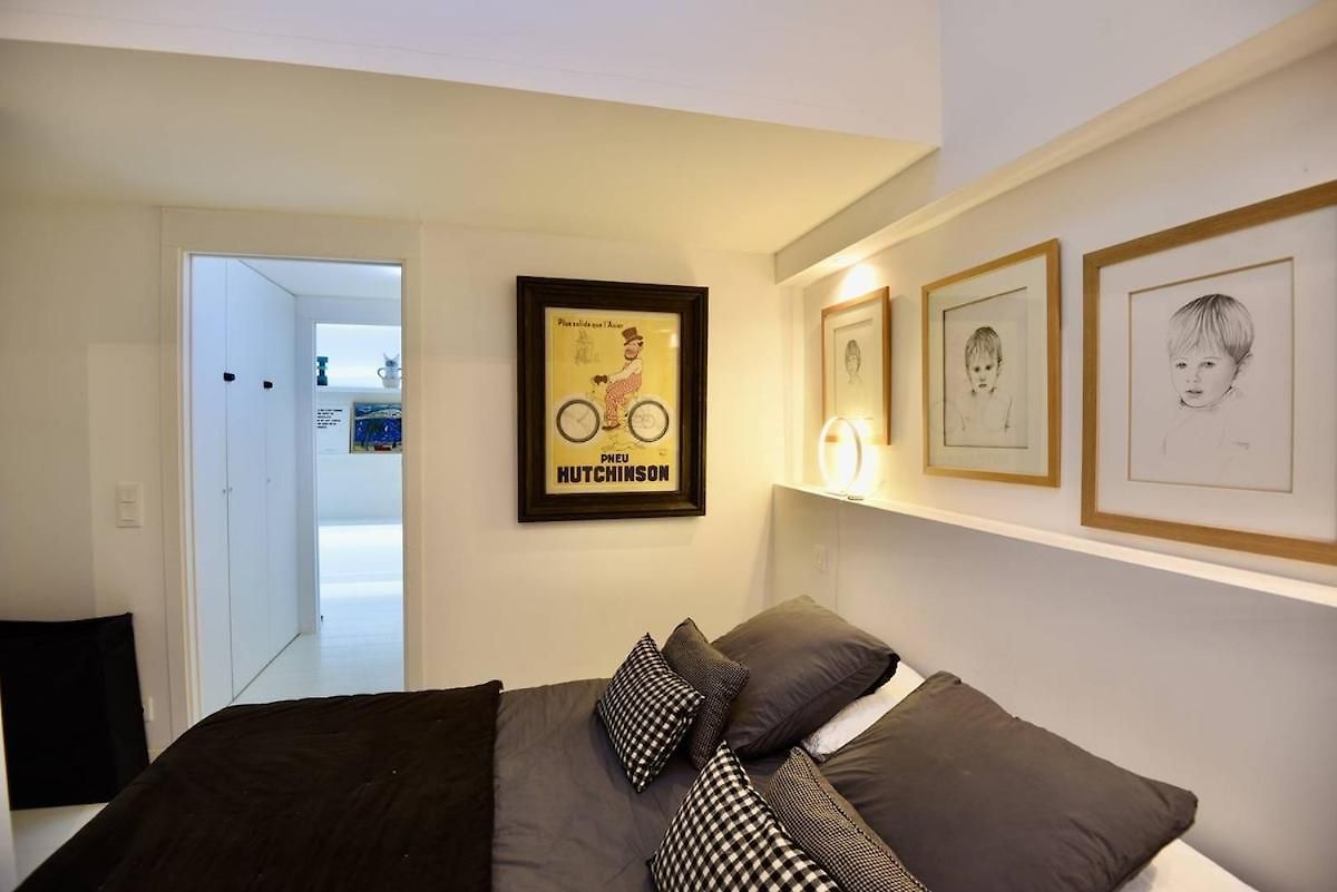 Signature Magenta Apartment