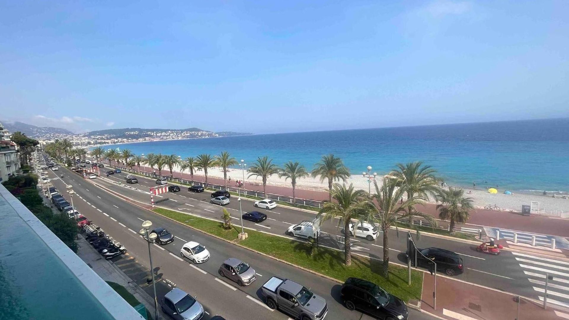 Apartment Charming With Ocean Views In Nice, France *