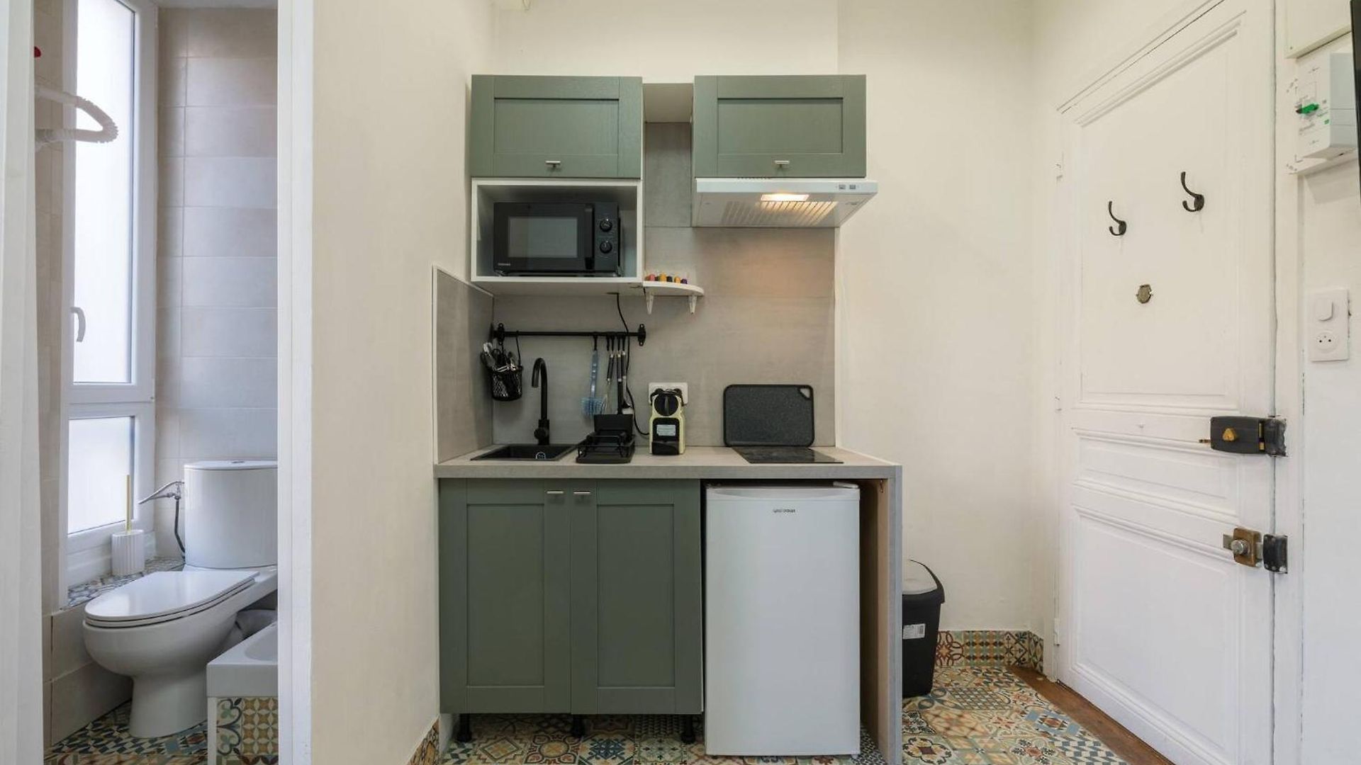 20 Rue Alberti 2me -studio Apartment Nice