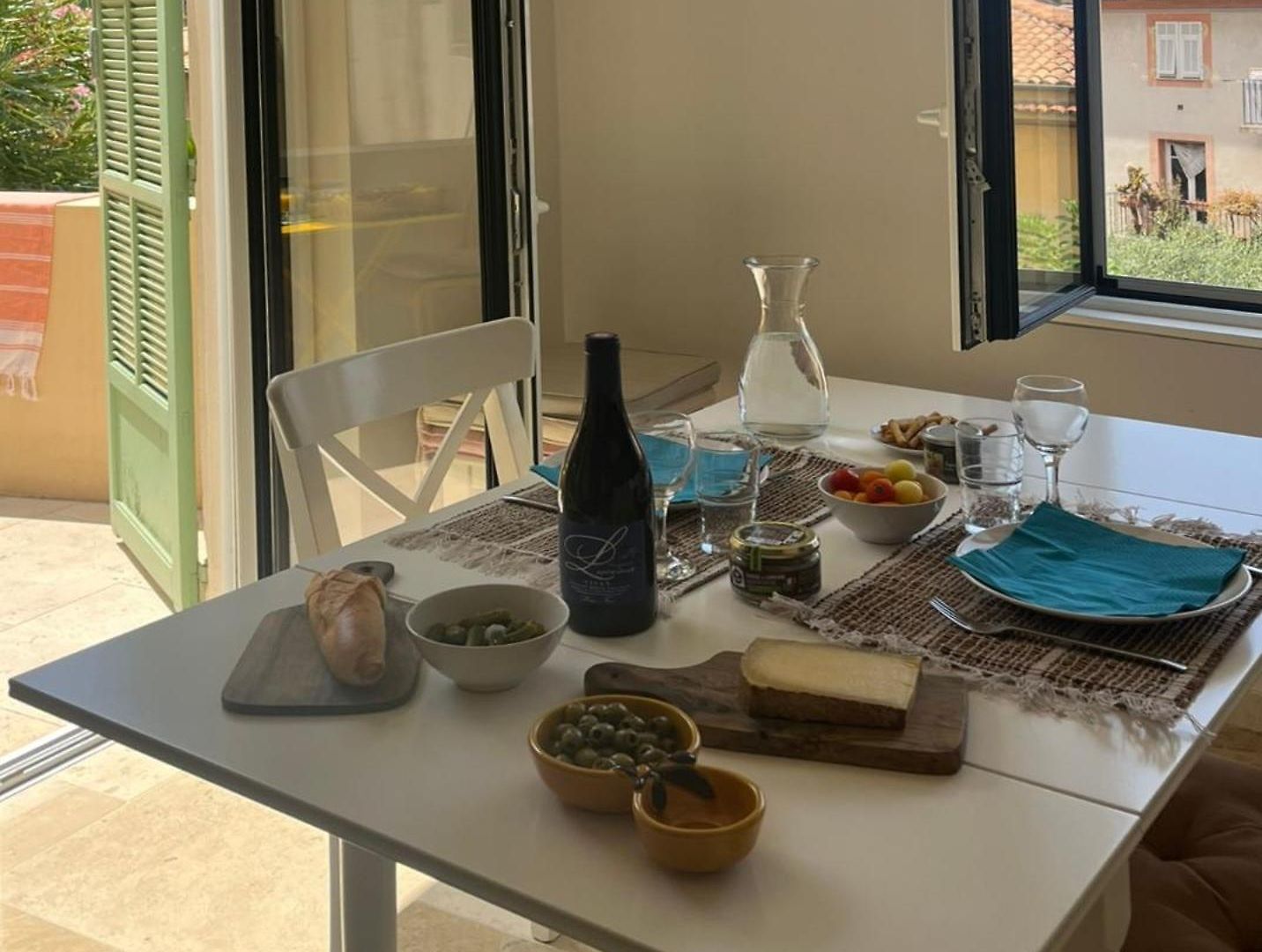 Apartment Unique Dans Le Vieux-nice! Avec Jardin Et Terrasse *