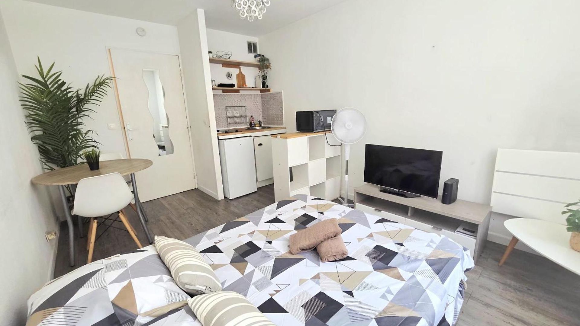 Cosy Nest Apartment *