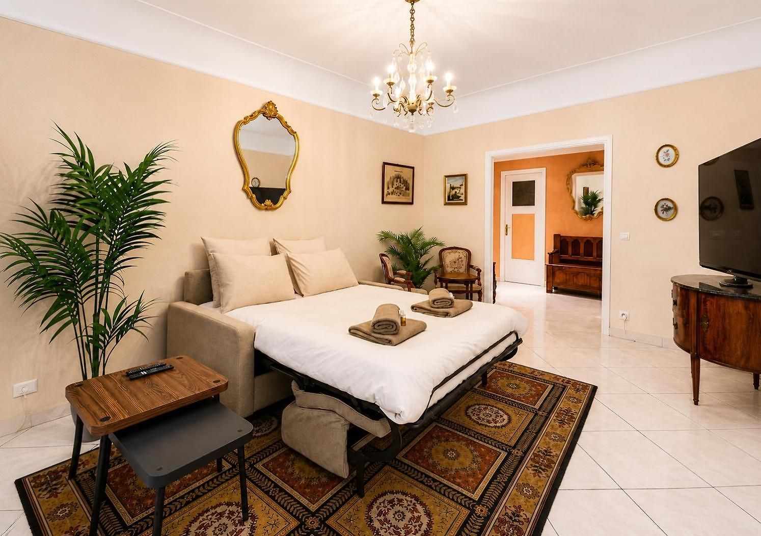 Seabnb Palais Raimbaldi French Elegance Apartment