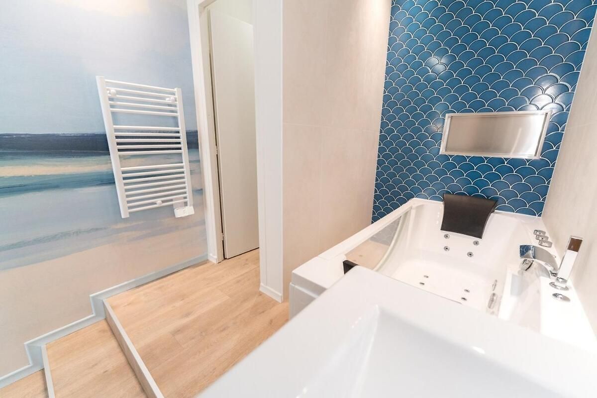 Mediterraneen Avec Balneo Apartment *