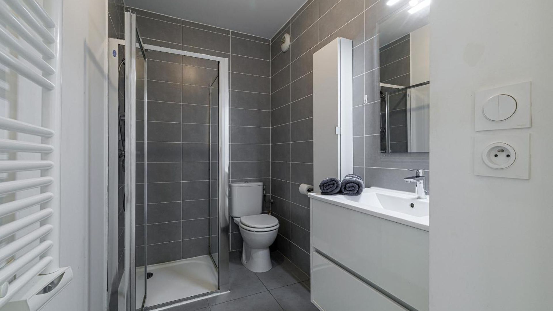Apartment 2 Pieces Lumineux Quartier Du Port *