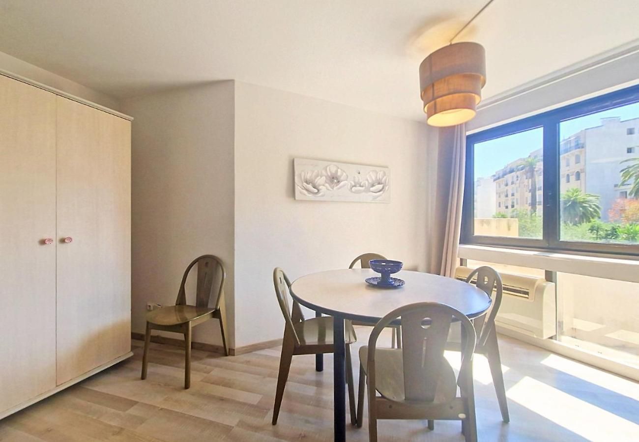 Nestor&jeeves - Le Floreva - Climatisation - Spacious Apartment