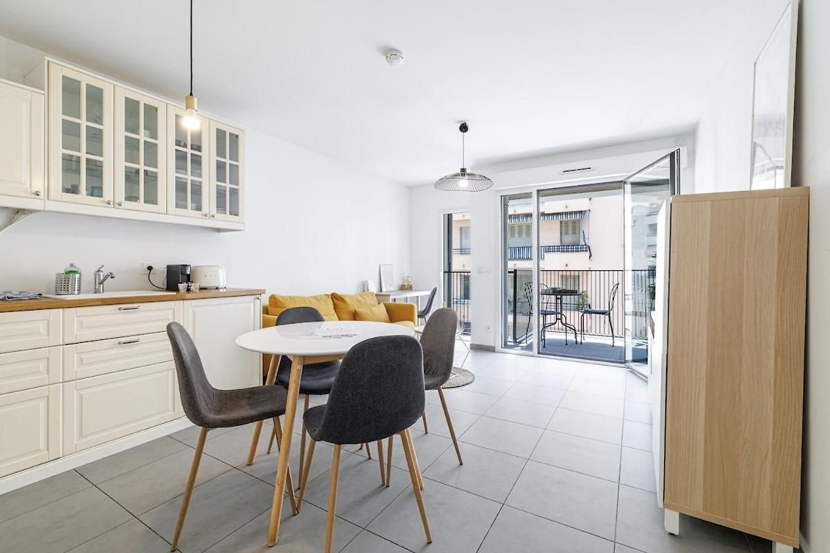 Apartment 2 Pieces Lumineux Quartier Du Port Nice