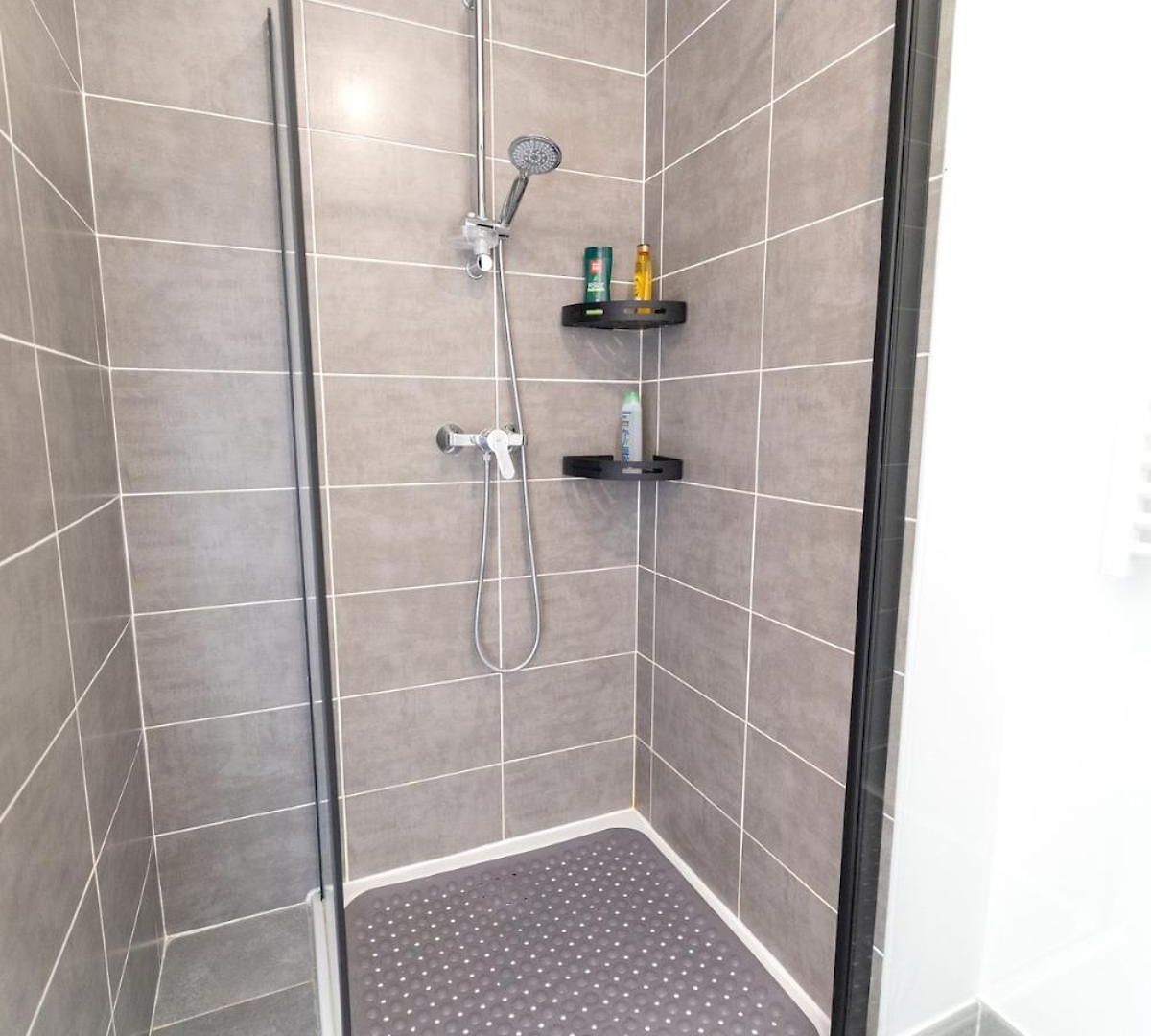 Bright With Terrace And Wi-fi Apartment *