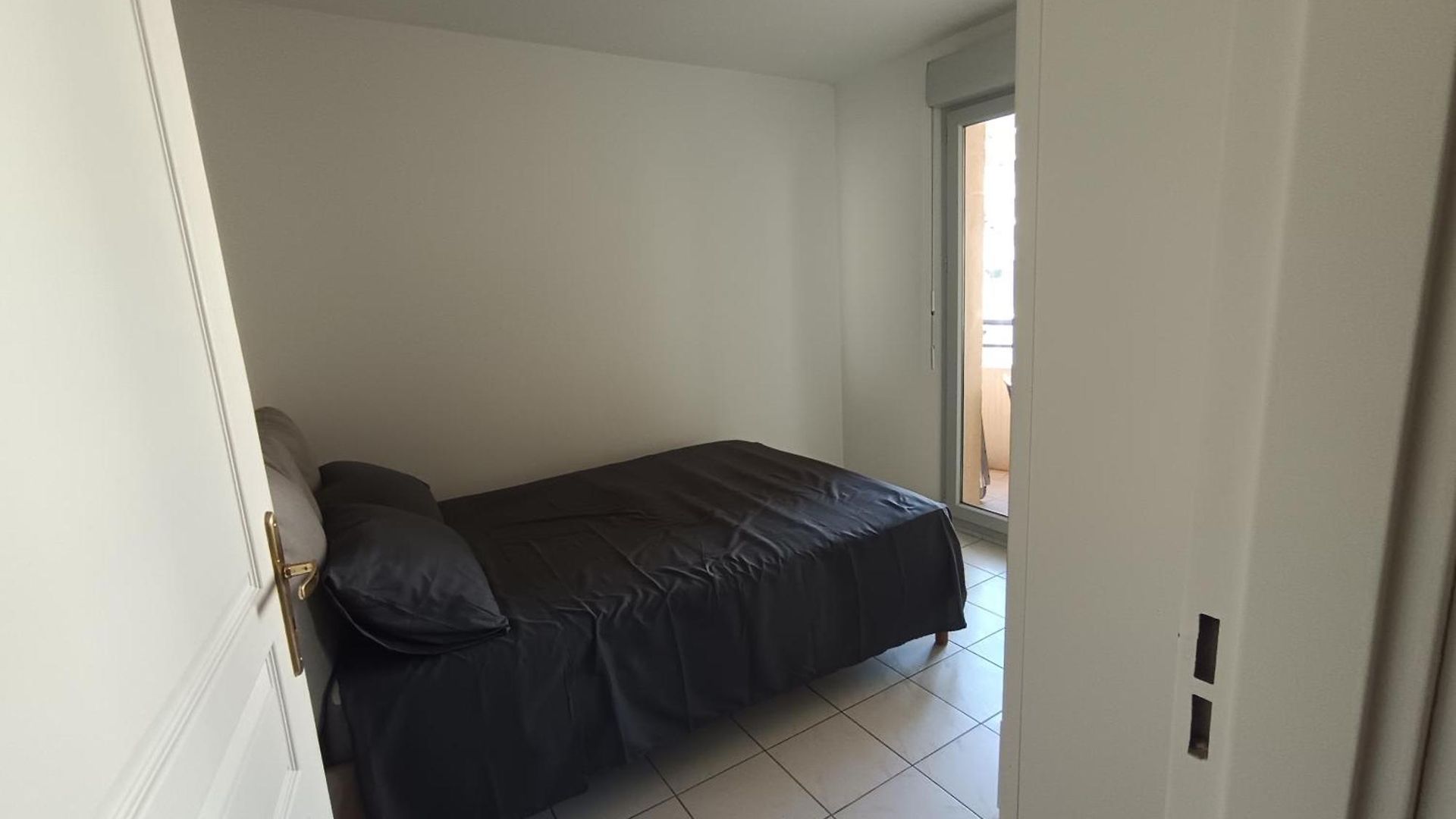 Apartment 1 Bedroom Air-conditioned Wi-fi *