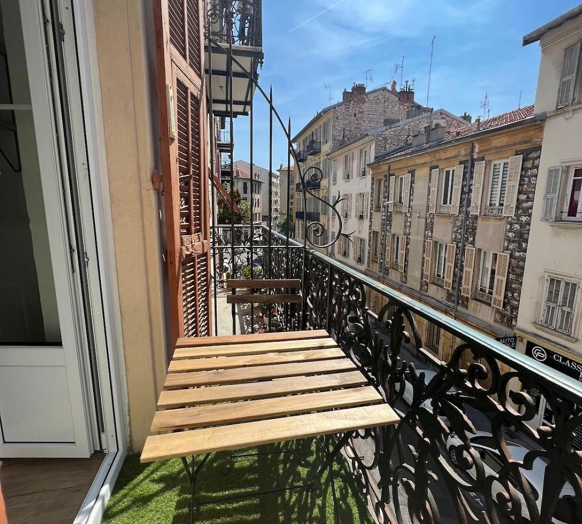 Liberation, Charming, Quiet 2-room With Balcony * Nice
