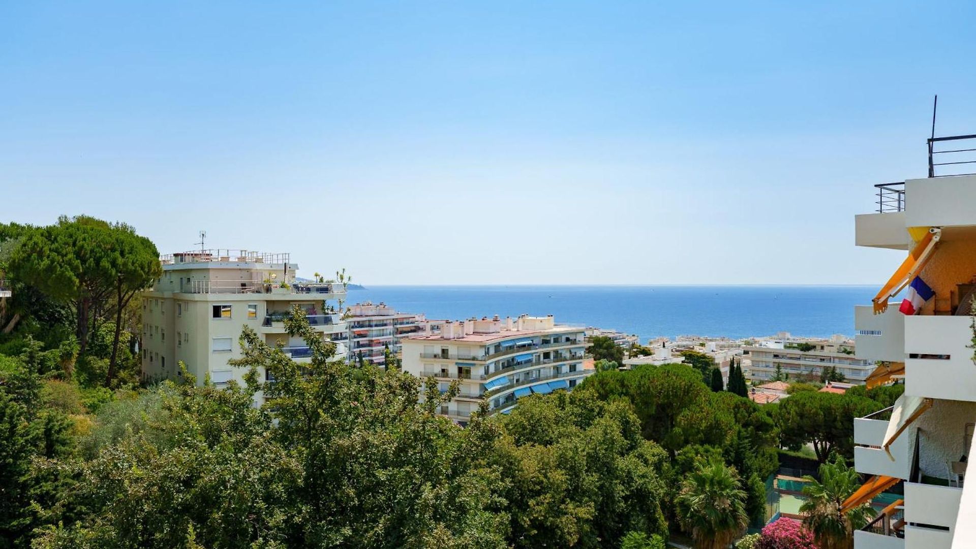Lanterne Vue Azur - Welkeys Apartment *