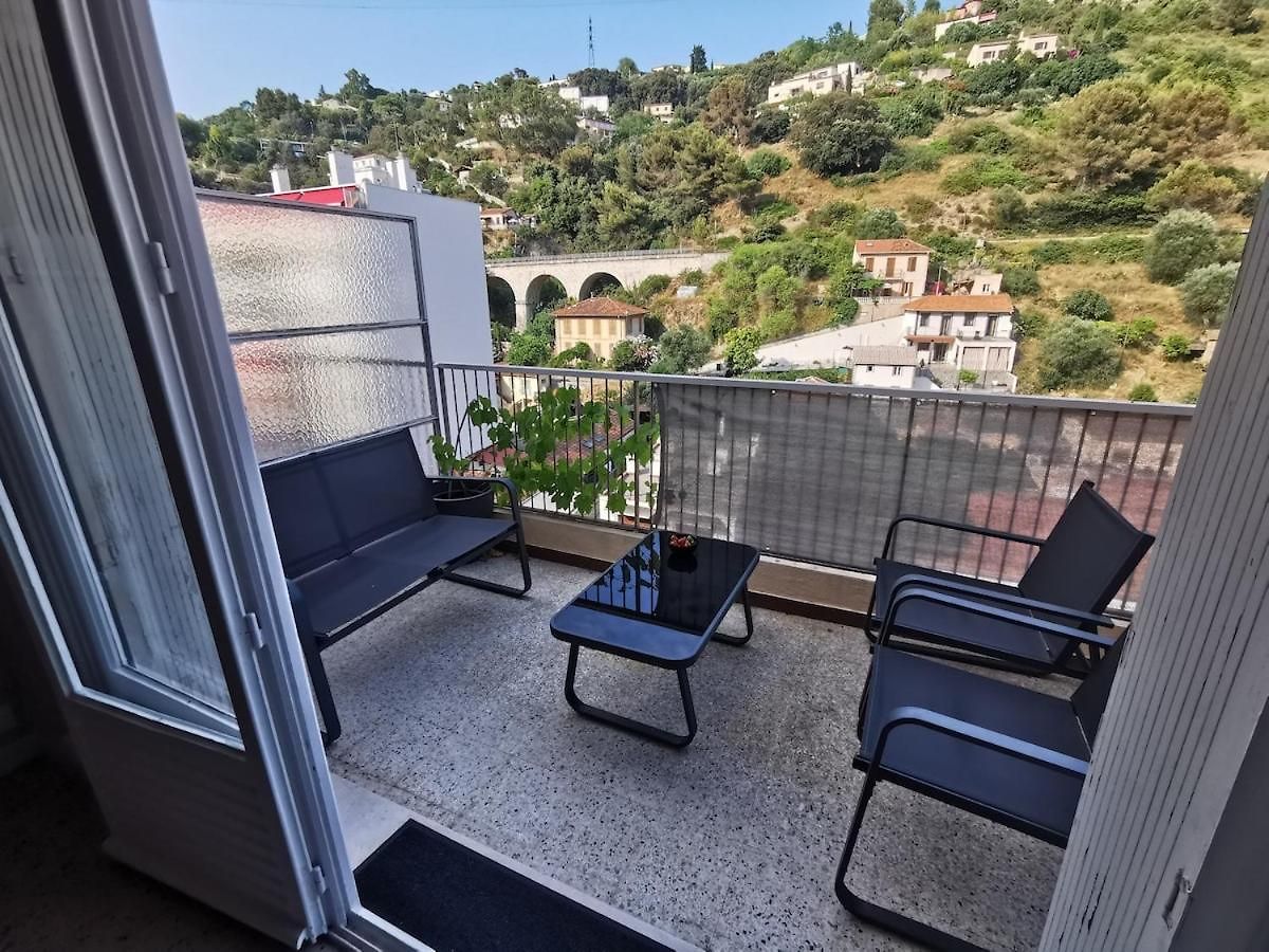 Looking For Space - 3 With Terrace Apartment Nice