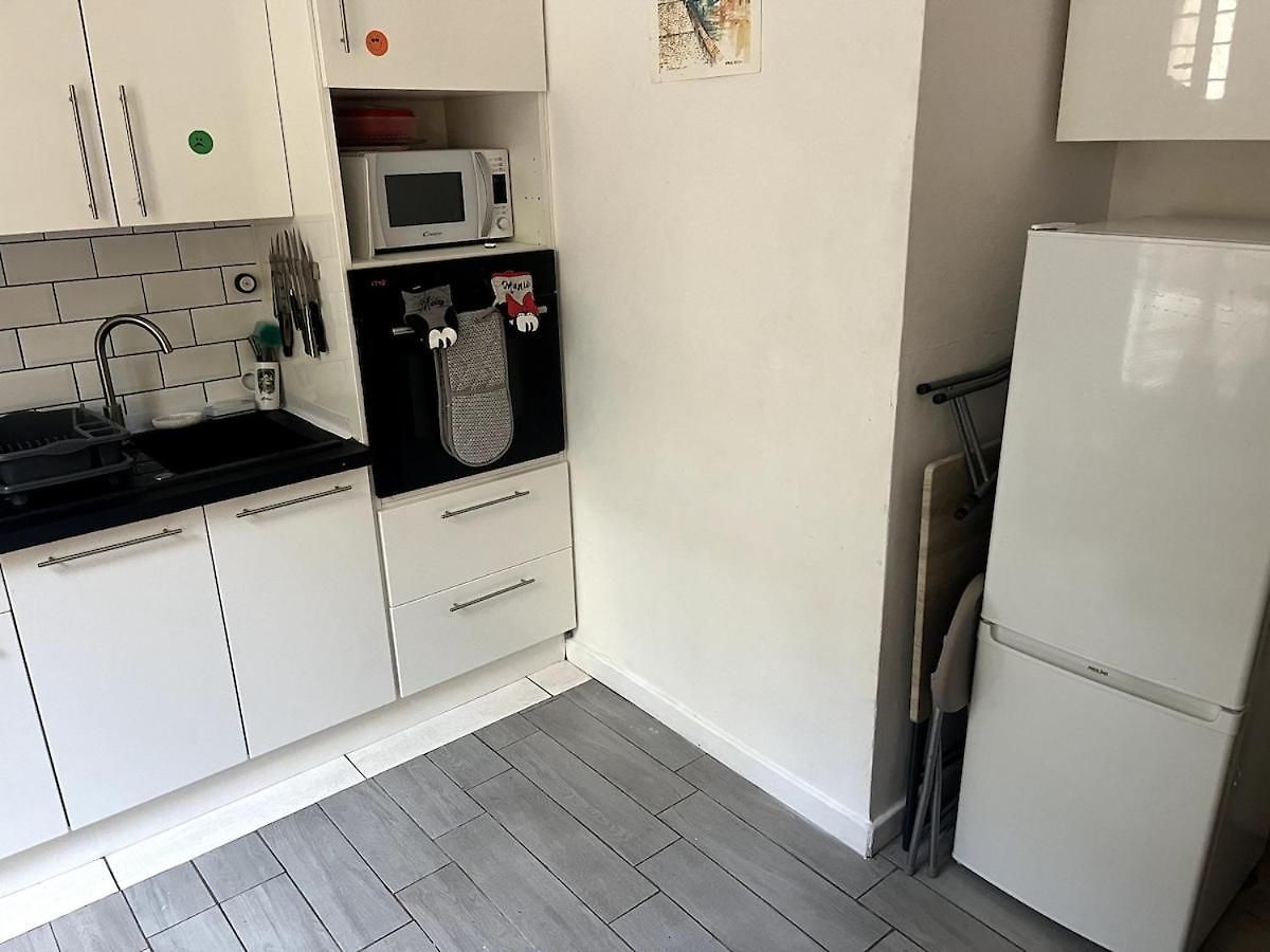 Sleeps 5 - Budget-friendly Flat - And Cozy Apartment