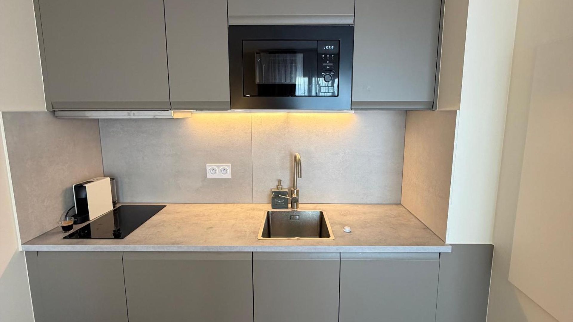 Apartment Bright 1br Floor Nice