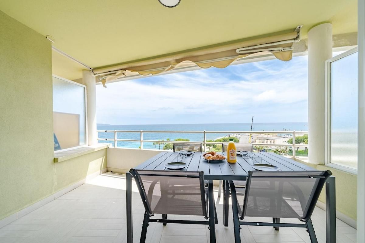 Exceptional 2 Bedroom With Ac Wifi, Sea Vies And Parking In *