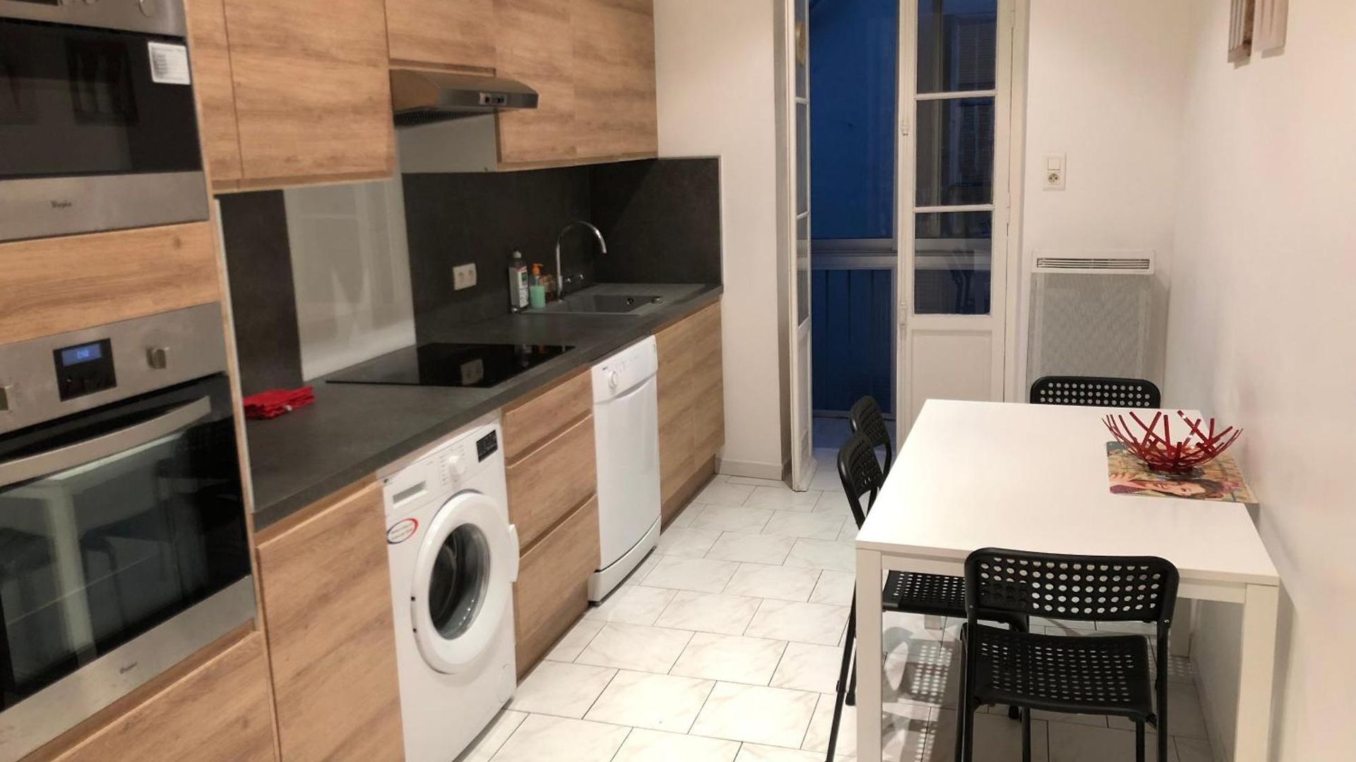 3 Pieces Renove Port De - 150m Du Tramway Apartment *