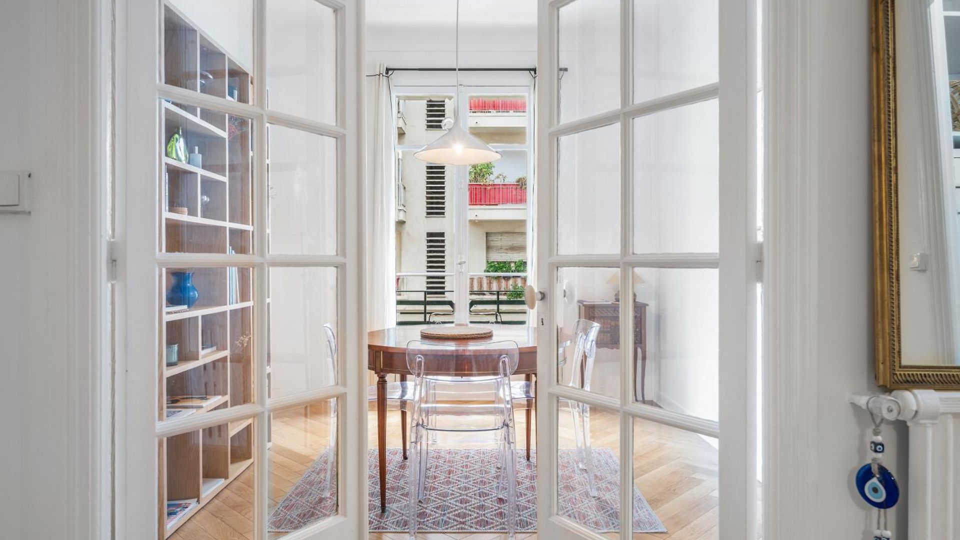 Apartment Charming & Comfortable - Near The Port / Parking *