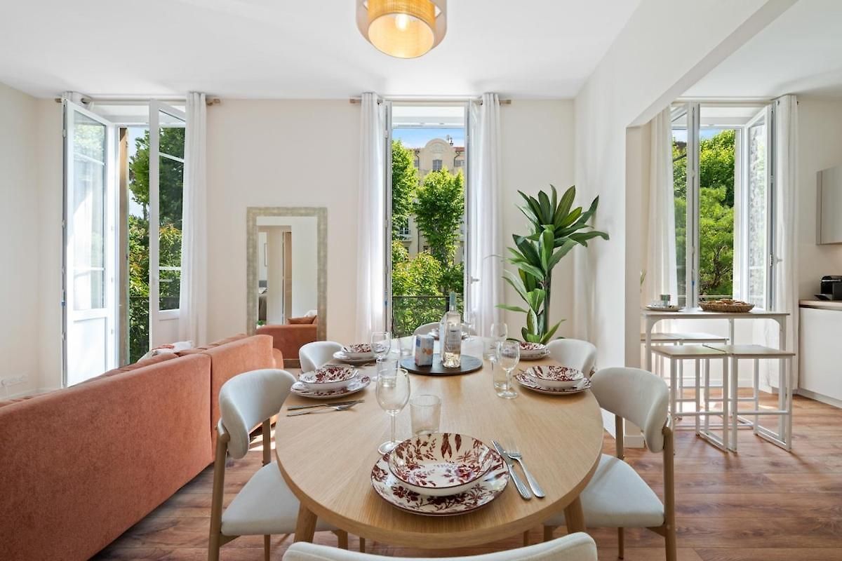 Apartment Spacious In Port Of Nice