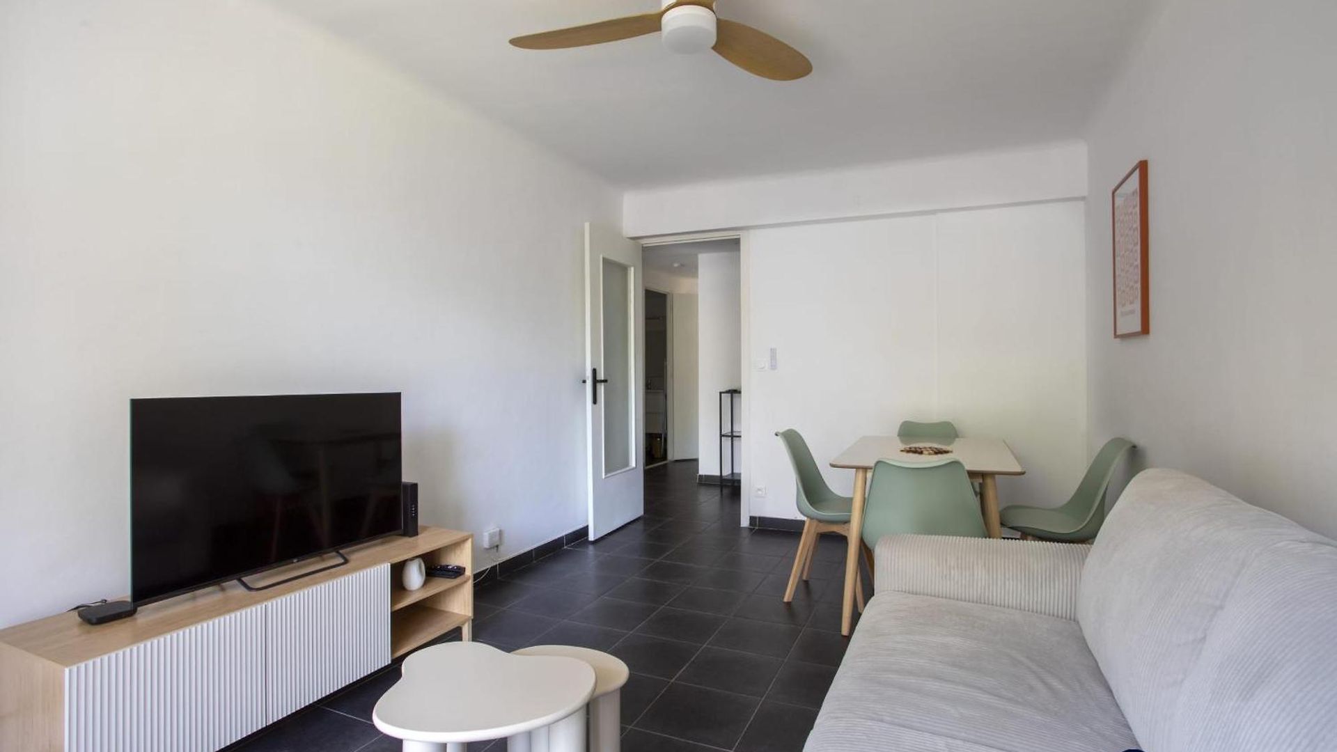 Apartment Near Airport Nice