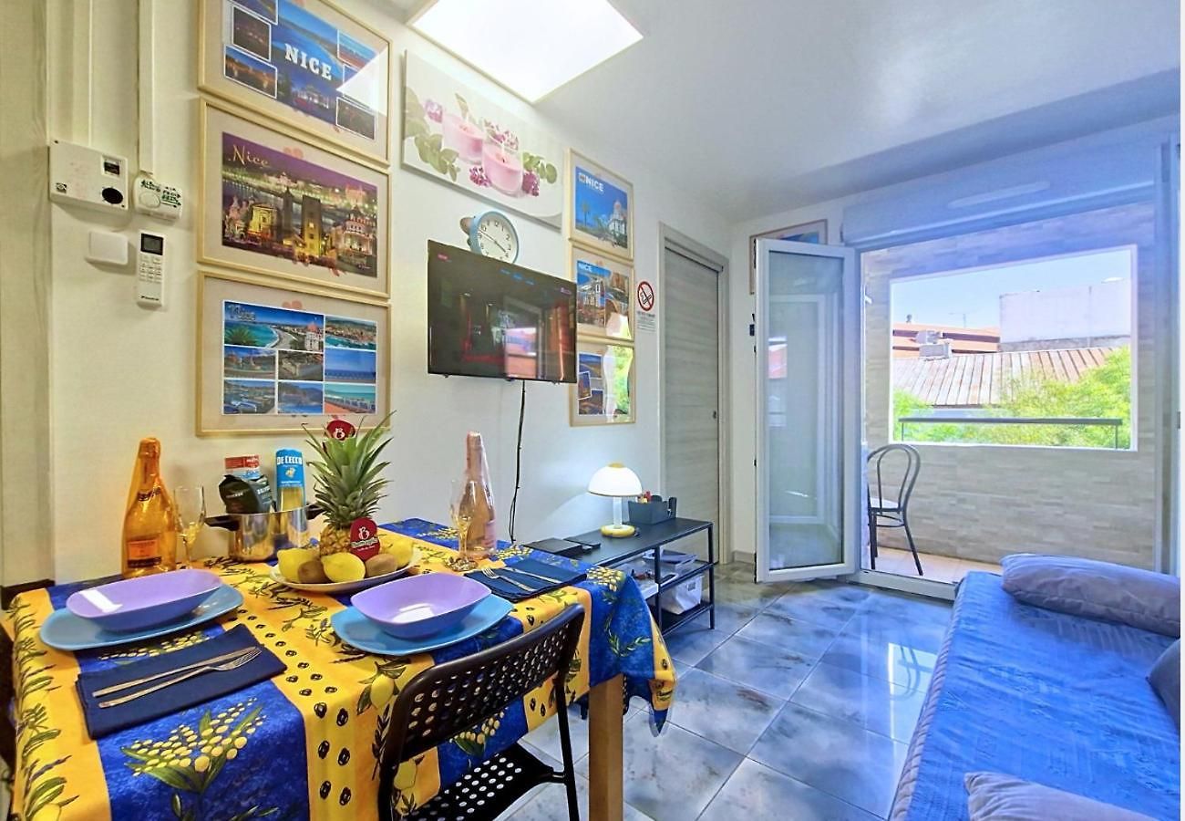 Nestor&jeeves - Bella Gambetta - Balcony - Close Sea Apartment