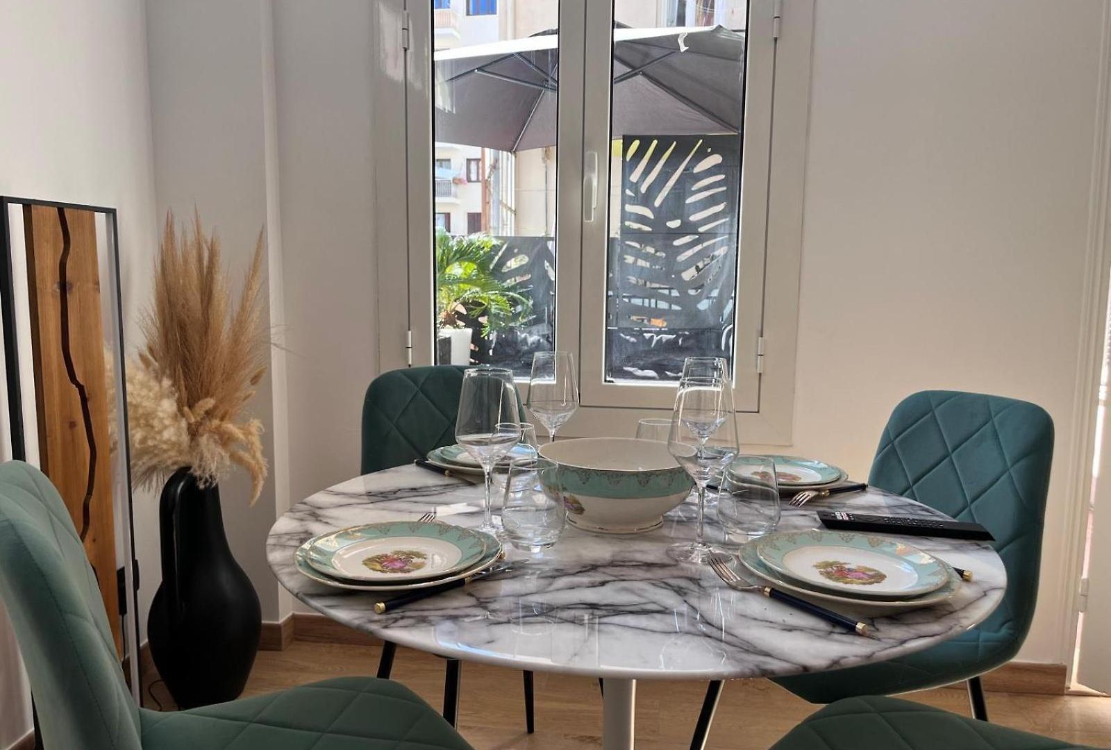 Terrasse 4 A 6 Personnes De Gamme Port, Riquier Apartment *