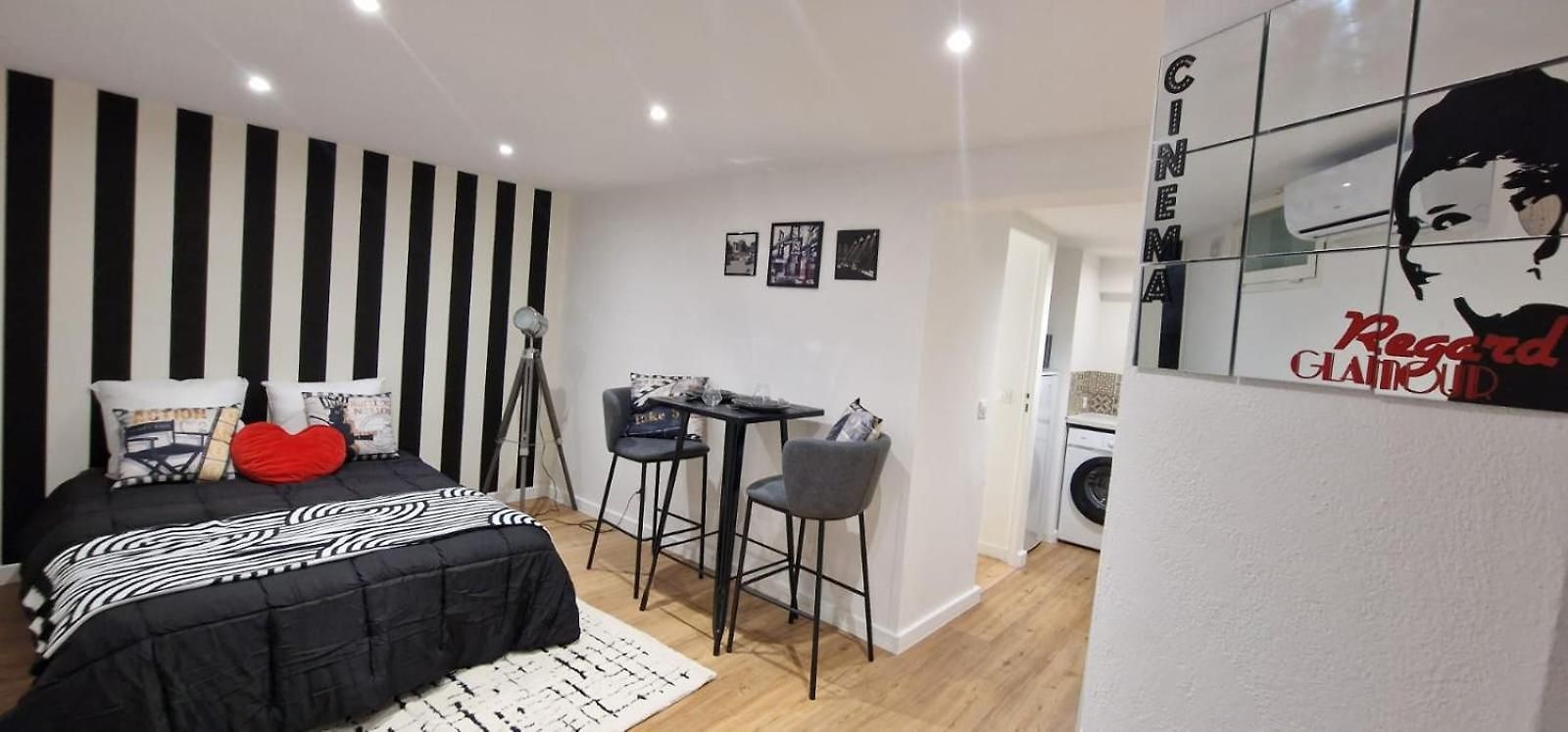 Apartment Cine Chic Sur La Promenade Des Nice