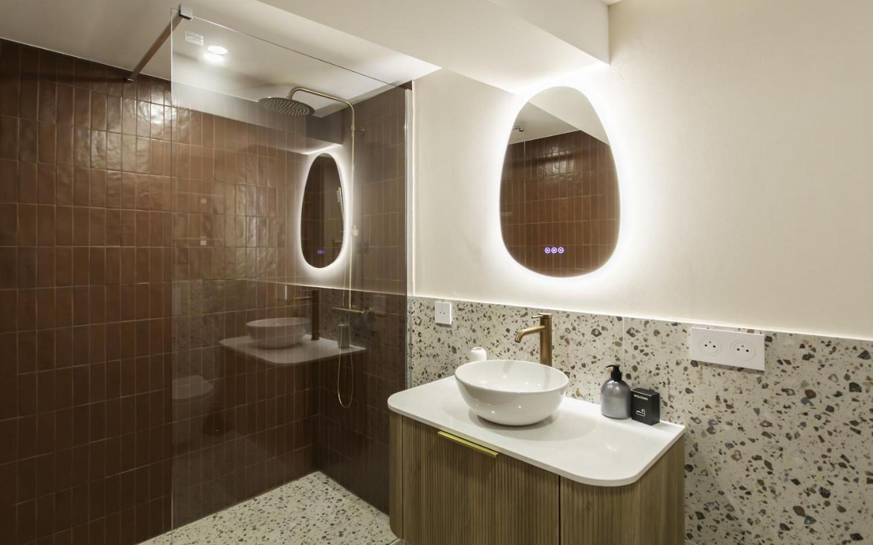 Apartment #20 Staywizus - 1 Bdr Heart Of Old Town Ac Wifi 5 Mins To Sea Nice