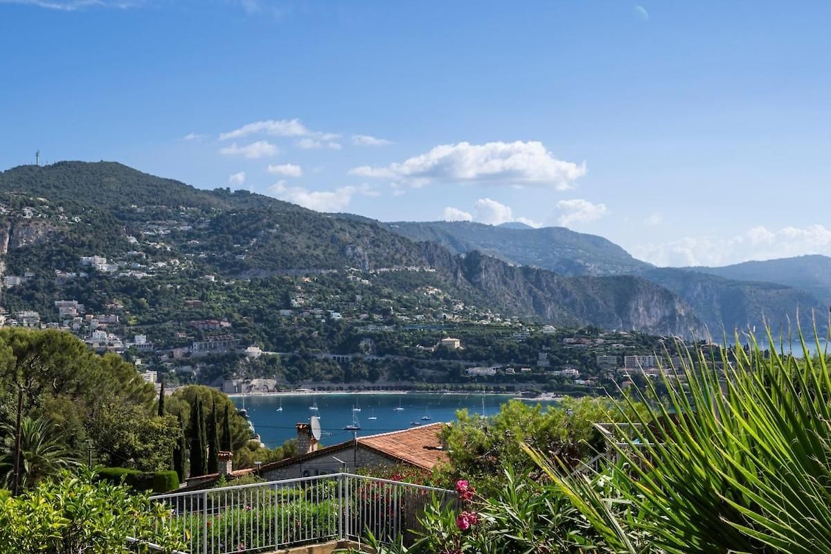 1 Bedroom - Bayview Escape Apartment *