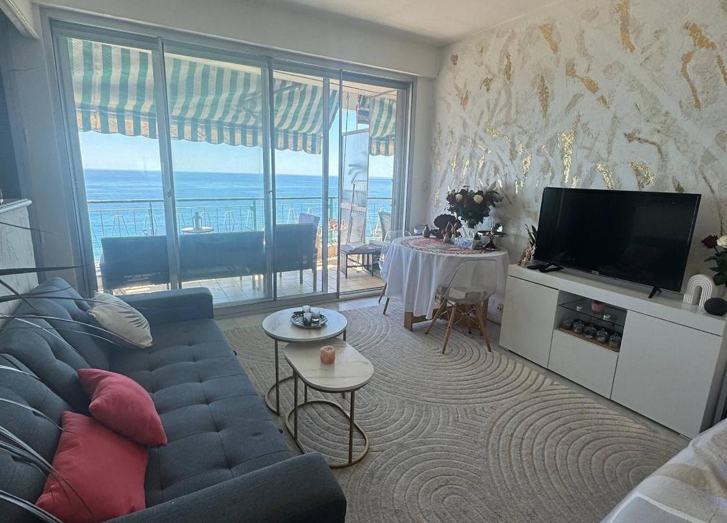 Charming With Ocean Views In Nice, France Apartment Nice