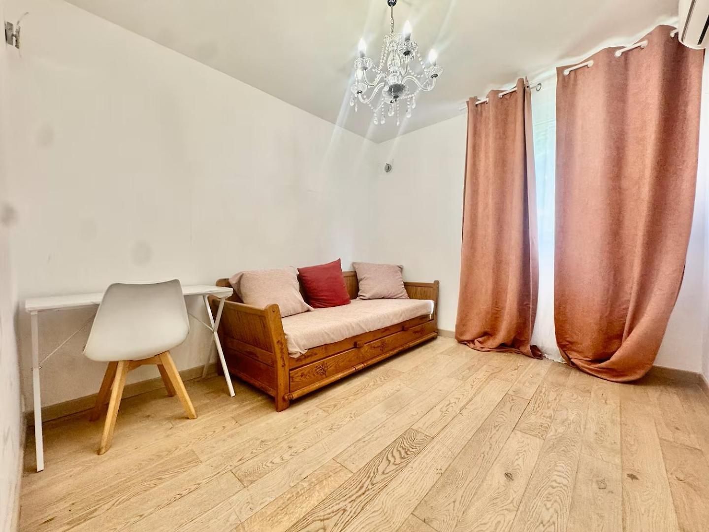 Havre De Calme A Nice, Proche Plage, 3 Chambres, Parking Prive, Tram A Proximite Nice