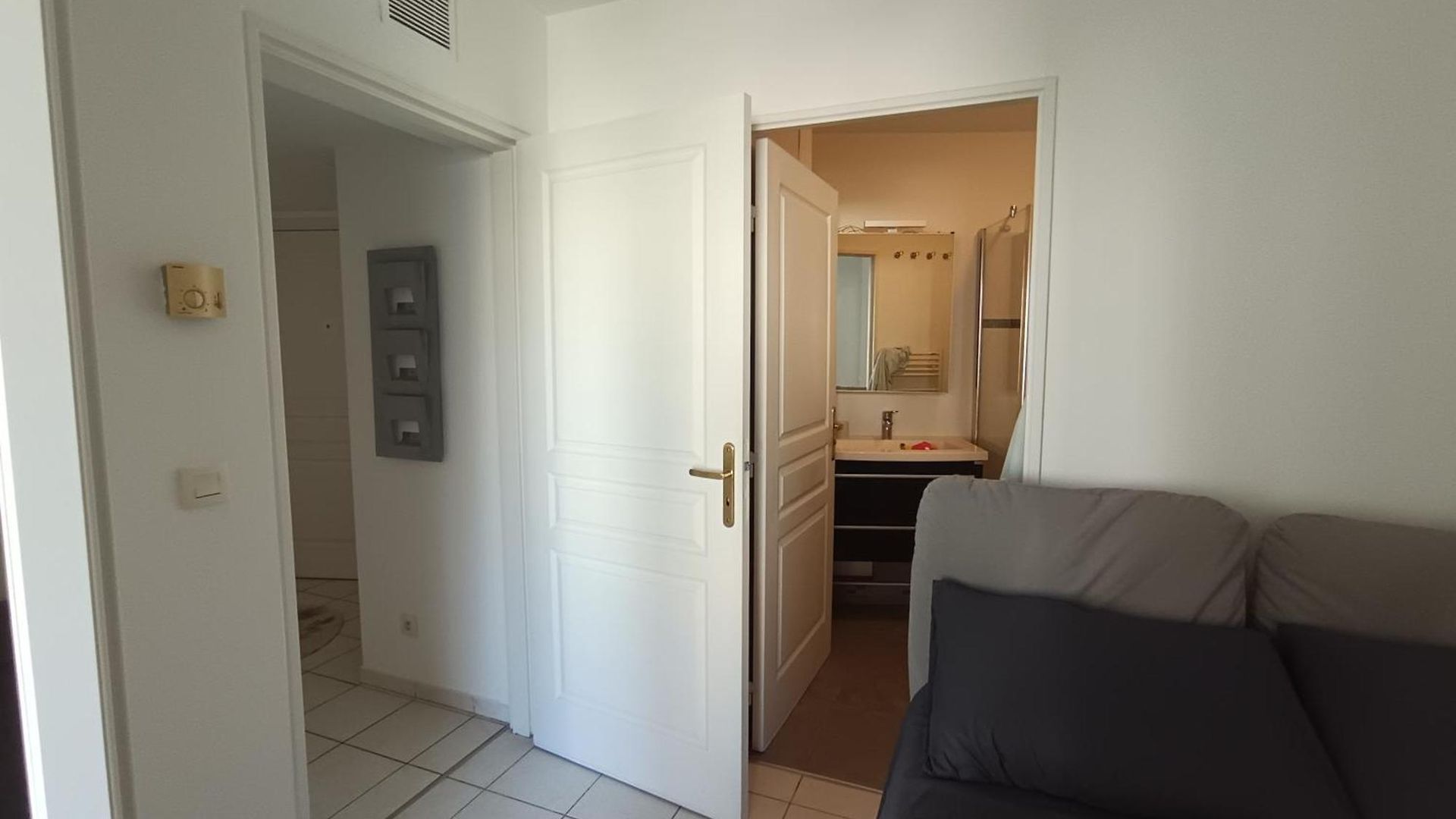 1 Bedroom Air-conditioned Wi-fi Nice